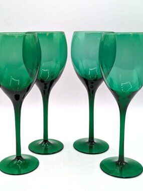 Evergreen Smooth Stemmed Wine Glasses Set of 4 Emerald Green 9 oz